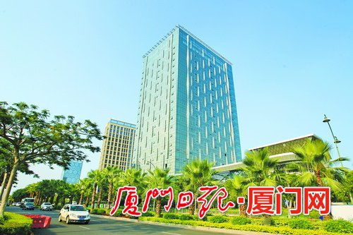 思明區(qū)蓮前街道今年上半年經濟持續(xù)向好 集聚升級動能推動高質量發(fā)展